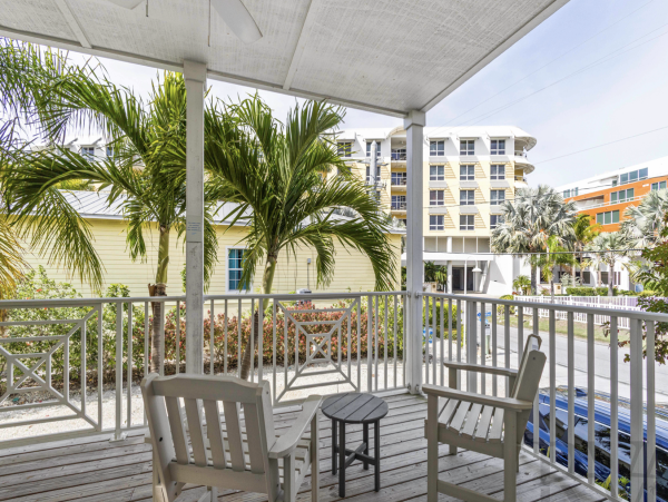 Siesta Key One Bedroom Condo A Flip Flop Walk to the Beaches